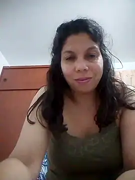 Snapshot of Carliina_Soussa chatting on March 2025 04:35:01 AM Carliina Soussa online show from March 2025 04:35:01 AM