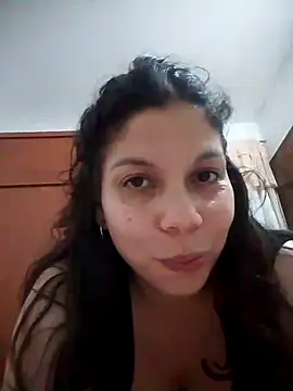 Snapshot of Carliina_Soussa chatting on March 2025 04:56:01 AM Carliina Soussa online show from March 2025 04:56:01 AM