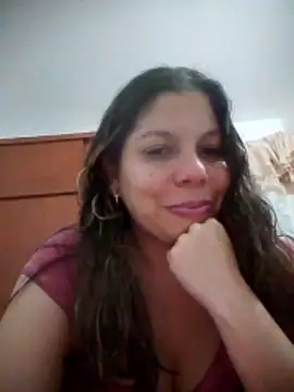 Snapshot of Carliina_Soussa chatting on October 2025 11:35:01 PM Carliina Soussa online show from October 2025 11:35:01 PM