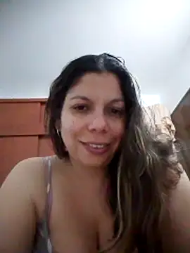 Snapshot of Carliina_Soussa chatting on October 2025 10:21:01 PM Carliina Soussa online show from October 2025 10:21:01 PM