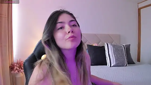 Lau Bee online show from January 2025 07:13:02 PM