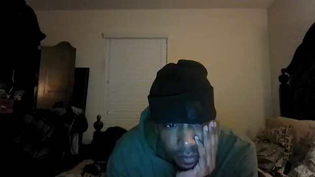 bigboytoy912 online show from March 2026 11:52:02 PM