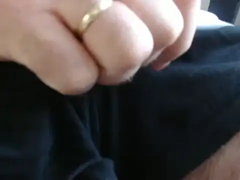 steelwings1976 online show from October 2025 07:09:01 AM