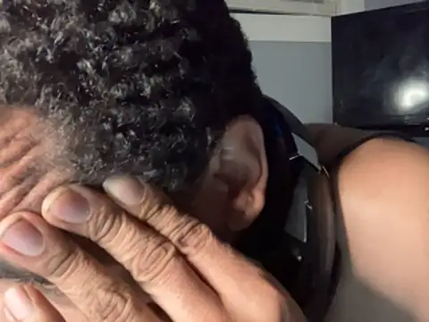 Tjskigh online show from February 2026 11:01:02 PM