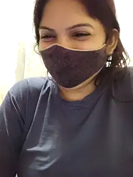 Snapshot of illay_love chatting on February 2025 04:43:01 AM illay love online show from February 2025 04:43:01 AM