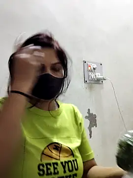 Snapshot of illay_love chatting on March 2025 02:21:02 PM illay love online show from March 2025 02:21:02 PM