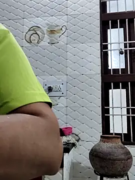 illay love online show from February 2026 03:53:02 PM