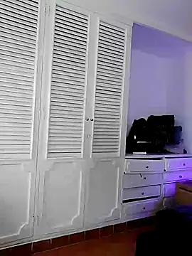 Adel Nesbiit online show from March 2026 07:42:02 PM