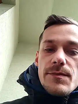 Crazzy Maiky online show from December 2024 12:00:02 PM