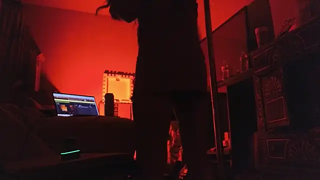 Sandrasaa online show from November 2025 07:18:01 AM