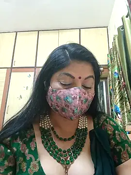 Snapshot of Ratna-777 chatting on February 2025 08:10:01 PM Ratna-777 online show from February 2025 08:10:01 PM
