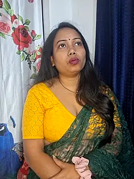 Snapshot of DREAM_GIRL-30 chatting on November 2025 06:12:02 AM DREAM GIRL-30 online show from November 2025 06:12:02 AM