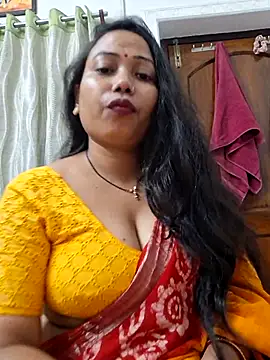 Snapshot of DREAM_GIRL-30 chatting on November 2025 05:18:02 AM DREAM GIRL-30 online show from November 2025 05:18:02 AM