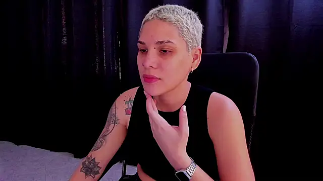 Charlee pink online show from September 2025 03:13:01 PM