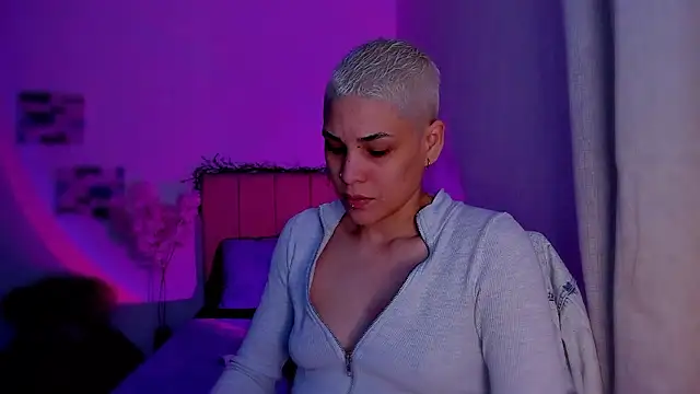 Charlee pink online show from February 2026 07:45:01 PM