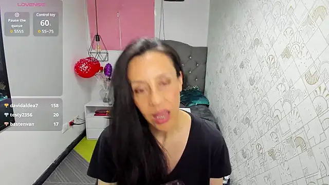 Snapshot of Abrillee1 chatting on March 2025 10:31:02 PM Abrillee1 online show from March 2025 10:31:02 PM