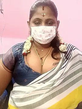 Snapshot of rithikka chatting on November 2025 05:46:02 PM rithikka online show from November 2025 05:46:02 PM