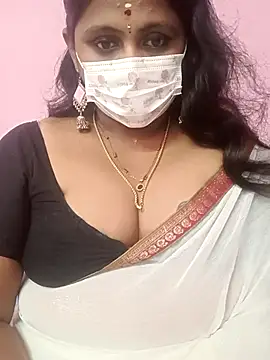 Snapshot of rithikka chatting on November 2025 07:42:02 AM rithikka online show from November 2025 07:42:02 AM