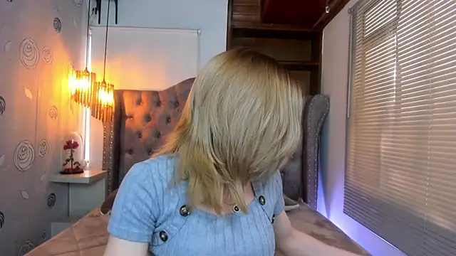 Snapshot of SammySanders chatting on January 2025 03:35:02 PM SammySanders online show from January 2025 03:35:02 PM