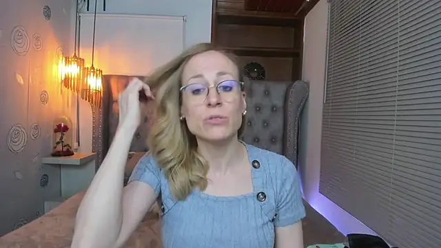 Snapshot of SammySanders chatting on March 2025 11:12:01 PM SammySanders online show from March 2025 11:12:01 PM