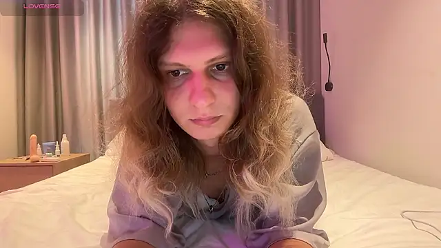 Alice Pinkhead online show from February 2026 08:00:02 AM