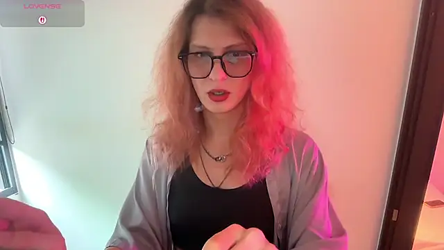 Alice Pinkhead online show from July 2026 09:07:02 AM