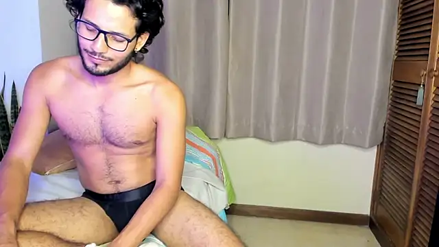 Nicholasrodrii online show from January 2025 01:30:01 AM