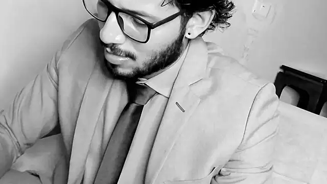 Nicholasrodrii online show from March 2025 01:15:01 AM