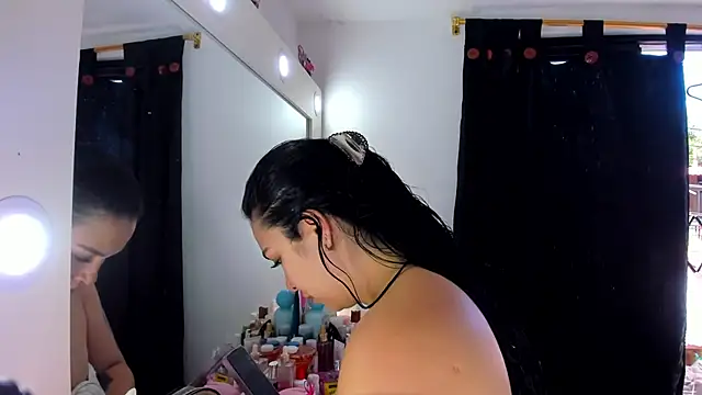 brianaGuzman online show from July 2026 06:39:02 PM