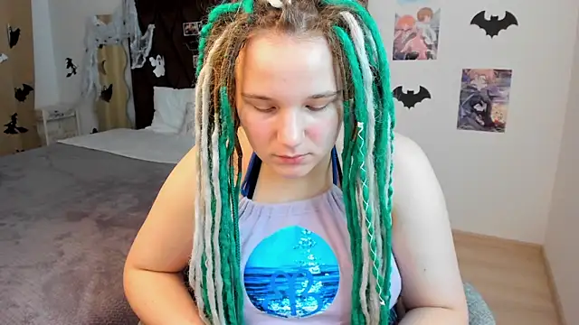 GloriaHylivi online show from December 2024 03:27:01 PM