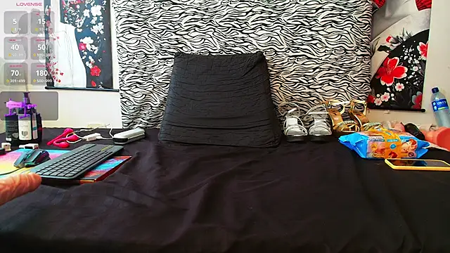 perla mature online show from February 2025 04:55:01 PM