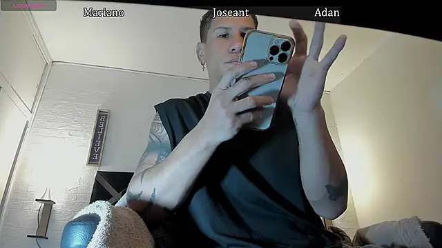 nakedfoam1 online show from November 2025 12:04:01 PM