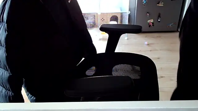 Snapshot of ElViko11 chatting on March 2026 08:08:02 AM ElViko11 online show from March 2026 08:08:02 AM