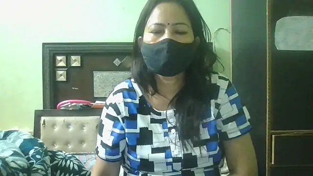 couplesuni online show from April 2026 02:26:02 AM