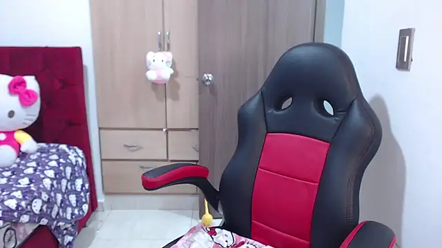 kayla k18 online show from February 2026 01:12:01 AM