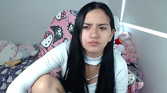 Snapshot of kayla_k18 chatting on May 2026 05:54:01 PM kayla k18 online show from May 2026 05:54:01 PM