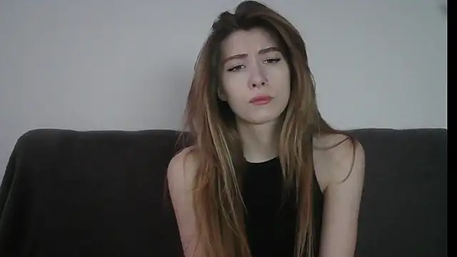 ErikaShyy online show from January 2025 01:28:01 PM