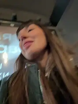 Sophie Avory online show from November 2025 09:03:02 PM