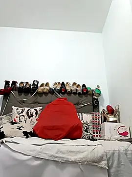 katysquirtdirty online show from October 2025 11:00:01 AM