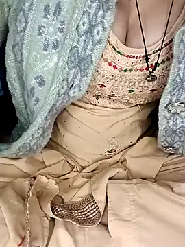 Snapshot of Cute-Harshita chatting on December 2024 05:15:01 AM Cute-Harshita online show from December 2024 05:15:01 AM