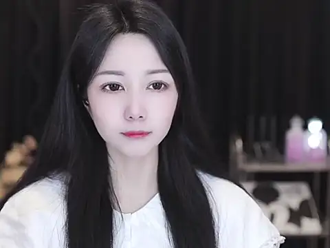 Nuyoah-77 online show from March 2026 06:31:02 AM