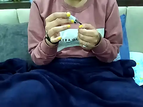 GoldnessAishu online show from December 2024 03:44:02 PM