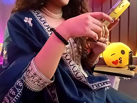 GoldnessAishu online show from January 2025 08:25:01 PM