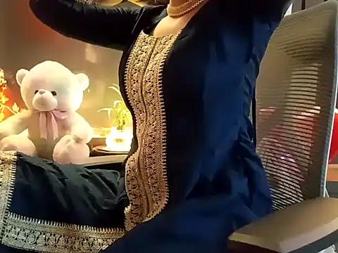 GoldnessAishu online show from January 2025 06:54:01 PM