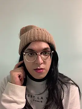 Snapshot of mawadastay chatting on January 2025 12:13:02 AM mawadastay online show from January 2025 12:13:02 AM