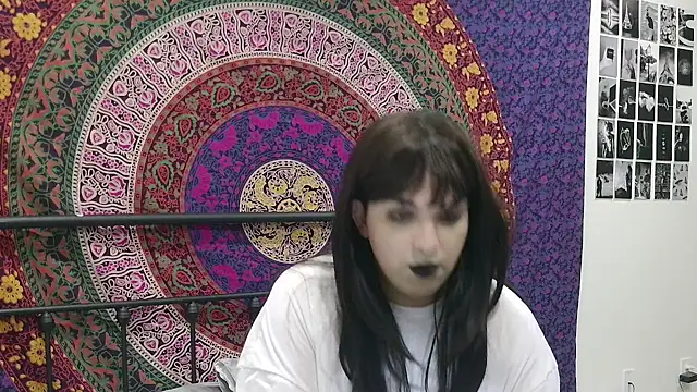 Snapshot of mawadastay chatting on November 2025 11:07:02 PM mawadastay online show from November 2025 11:07:02 PM