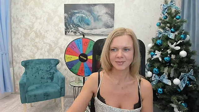 AgathaKlouin online show from December 2024 01:42:01 AM