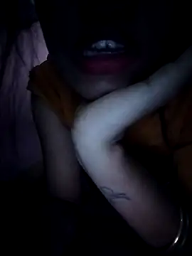 Hotty-Divya online show from September 2025 02:37:01 AM