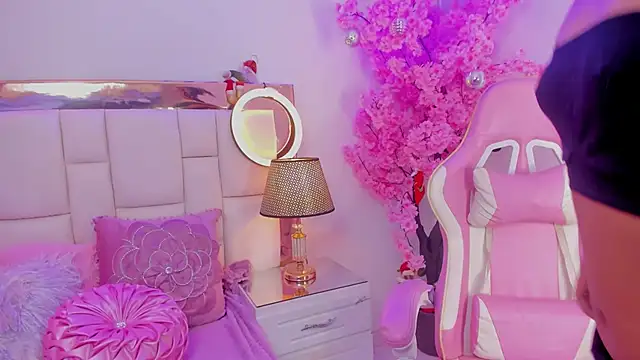 Mia Jansen online show from December 2024 12:40:02 AM