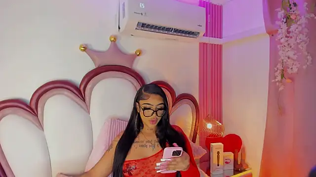 Mia Jansen online show from July 2026 02:12:01 PM